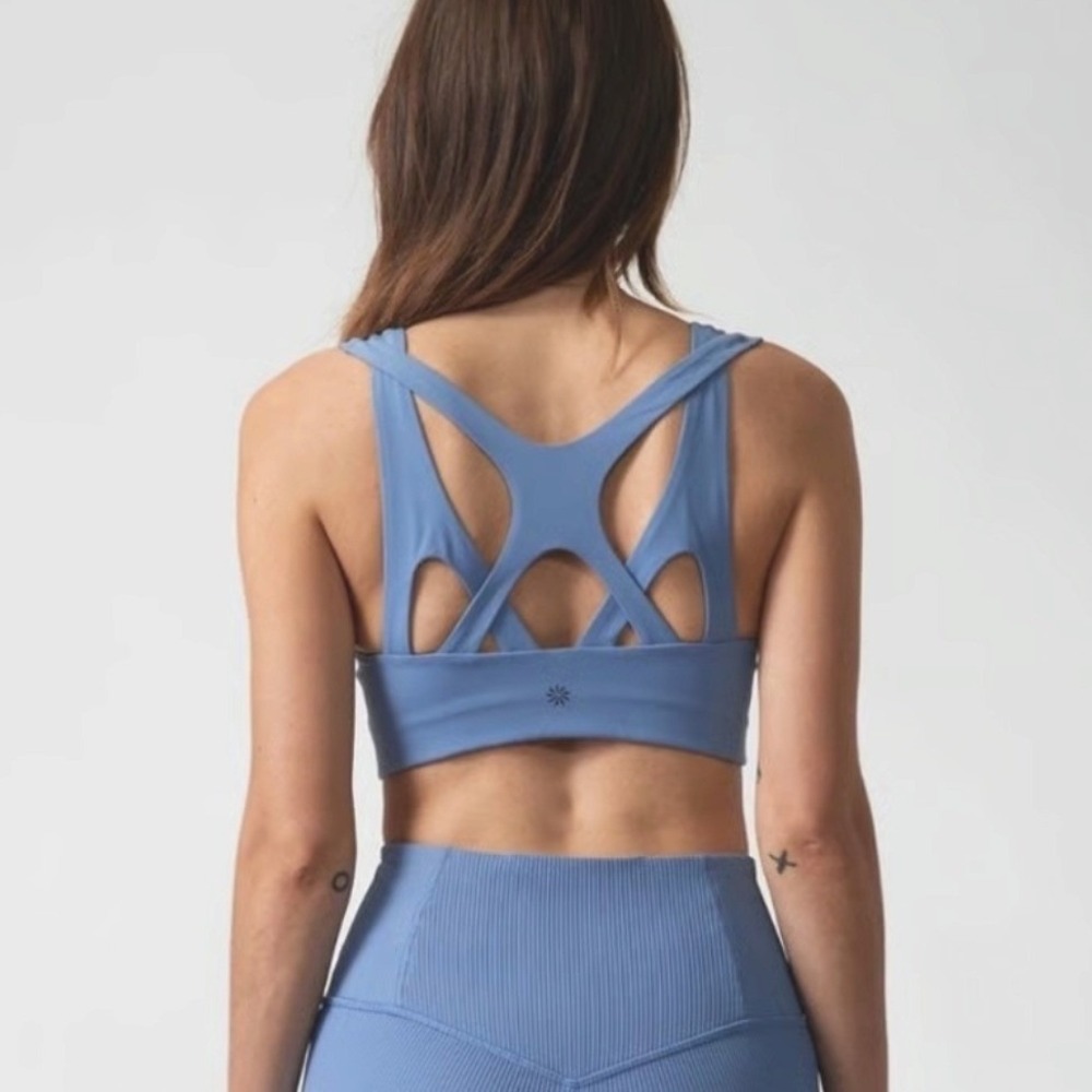 Athleta Womens Large Asana Sports Bra Cottage Blue Strappy Lattice Back Scoop